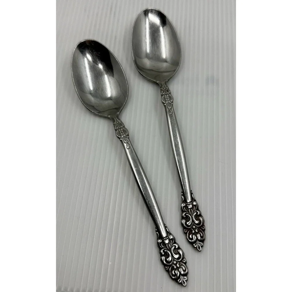 UNF86 Nordic Pattern Stainless Flatware Japan 2 Serving Spoons Preowned